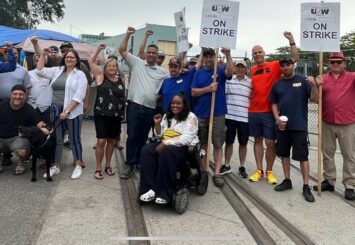 Featured image for New Democrats stand in solidarity with striking USW Local 7135 workers demanding fair labour practices at National Steel Car