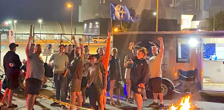 Featured image for Steelworkers on strike at Rio Tinto metallurgical complex in Quebec over wages, concessions